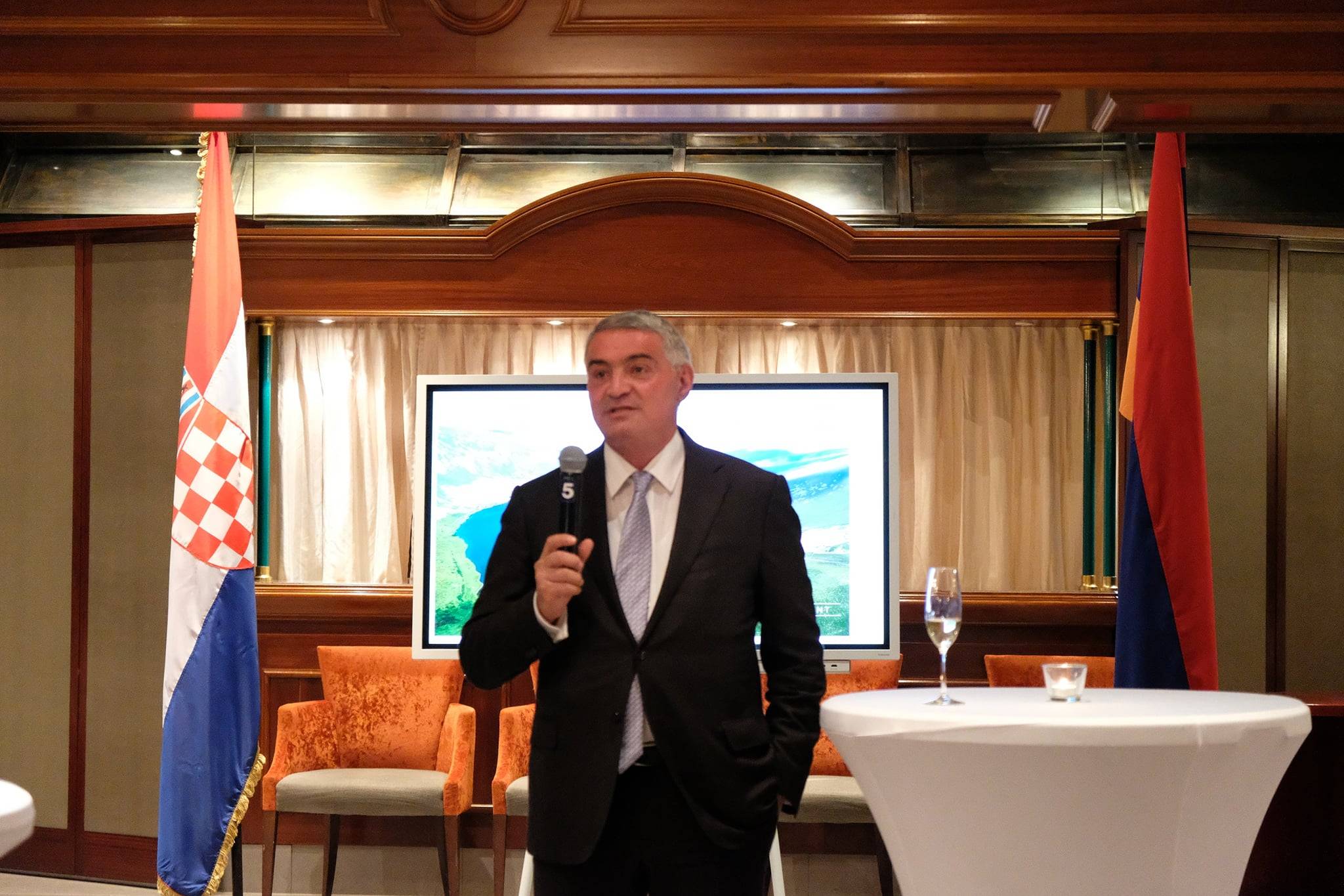 ՀՀ դեսպան Աշոտ Հովակիմյանի հոդվածը «Խորվաթական մշակութային խորհրդի» պորտալին