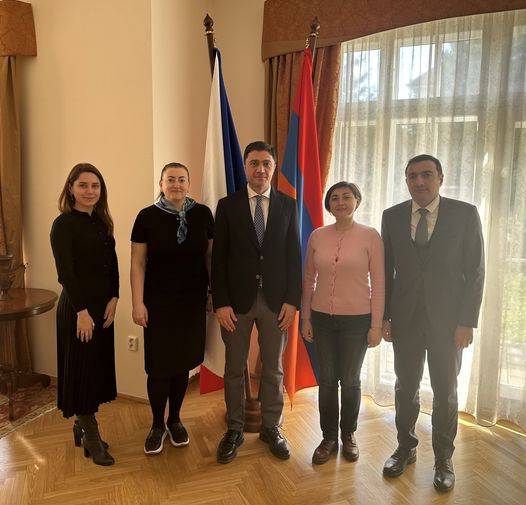 Director of the National Library of Armenia Anna Chulyan visited the Embassy of Armenia to Czechia