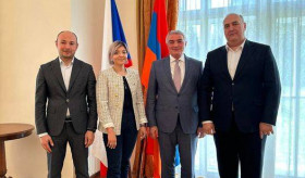 Ambassador Ashot Hovakimian hosted the delegation of the Public Services Regulatory Commission of the Republic of Armenia, headed by the Chairman Garegin Baghramyan, in Prague on a working visit.