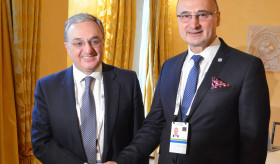 ԱԳ նախարարի հանդիպումը Խորվաթիայի արտաքին և եվրոպական հարցերի նորանշանակ նախարար Գորդան Գրլիչ Ռադմանի հետ