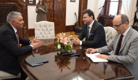 ՀՀ դեսպան Աշոտ Հովակիմյանին ընդունեց Չեխիայի Խորհրդարանի Պատգամավորների պալատի նախագահ Ռադեկ Վոնդրաչեկը