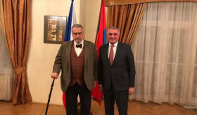 ՀՀ դեսպան Աշոտ Հովակիմյանը հյուրընկալեց Չեխիայի ականավոր քաղաքական գործիչ, Խորհրդարանի Պատգամավորների պալատի անդամ, նախկին արտգործնախարար և TOP 09 կուսակցության պատվավոր նախագահ Կարել Շվարցենբերգին