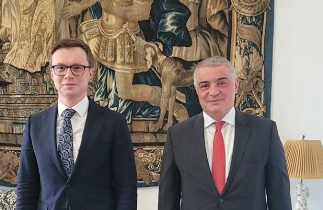 On April 6, Ambassador Ashot Hovakimian was received by the Deputy Foreign Minister of the Czech Republic for European Affairs Aleš Chmelař