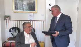 After a long illness, at the age of 86, Karel Schwarzenberg, a prominent Czech politician, former foreign minister, member of parliament, senator, founder and honorary chairman of the TOP 09 party, a close associate of Vaclav Havel, passed away