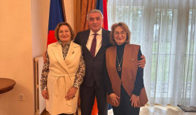 ՀՀ դեսպանի հանդիպումը Չեխիայում բնակվող hայազգի հայտնի երաժշտագետների հետ