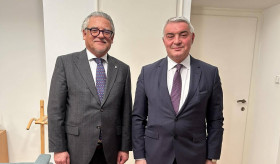 Փետրվարի 6-ին ՀՀ դեսպան Աշոտ Հովակիմյանը հանդիպում ունեցավ Չեխիայի Արտաքին գործերի նախարարության Տնտեսական և գիտական դիվանագիտության և Զարգացման համագործակցության տնօրինության Գլխավոր տնօրեն Տոմաշ Կուխտայի հետ