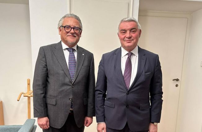 Փետրվարի 6-ին ՀՀ դեսպան Աշոտ Հովակիմյանը հանդիպում ունեցավ Չեխիայի Արտաքին գործերի նախարարության Տնտեսական և գիտական դիվանագիտության և Զարգացման համագործակցության տնօրինության Գլխավոր տնօրեն Տոմաշ Կուխտայի հետ